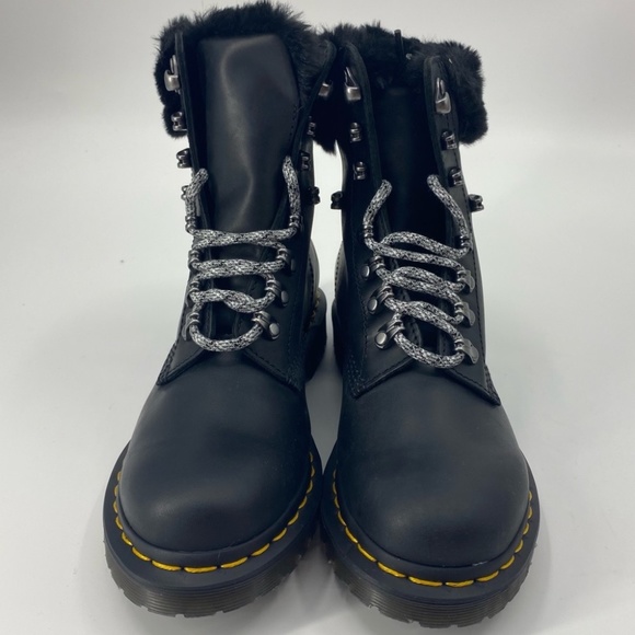 Dr. Martens 1460 SERENA COLLAR FAUX FUR LINED LACE UP BOOTS in BLACK Size 7 - Picture 7 of 15